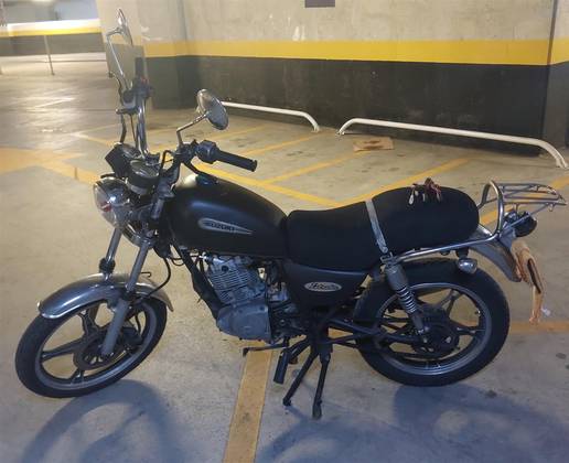SUZUKI INTRUDER 125 